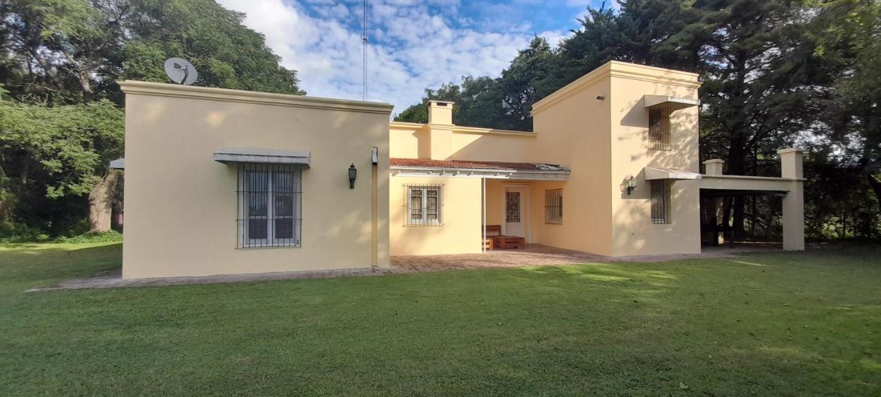 Bed and Breakfast El Tramway San Antonio de Areco Exterior foto