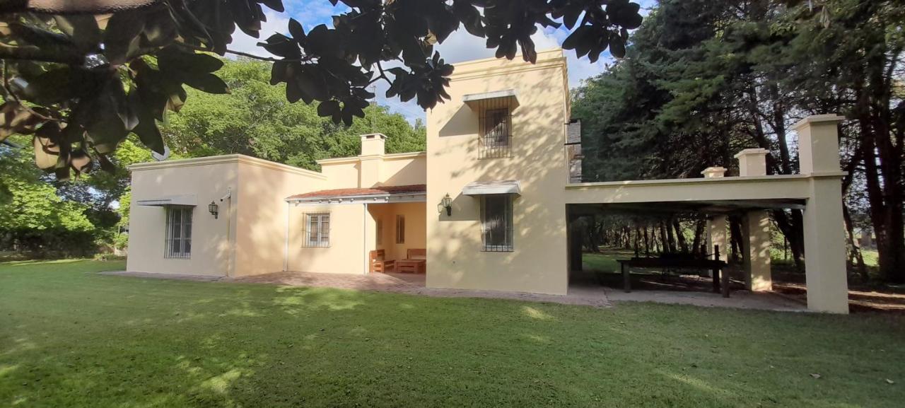 Bed and Breakfast El Tramway San Antonio de Areco Exterior foto